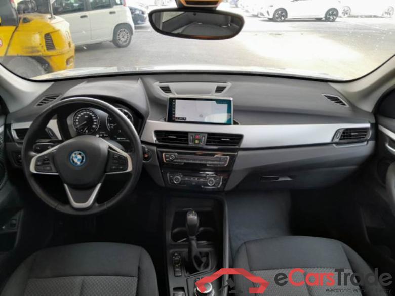 BMW 25E BNL BMW X1 / 2019 / 5P / SUV XDRIVE 25E BUSINESS ADVANTAGE AUTOMATICO #3