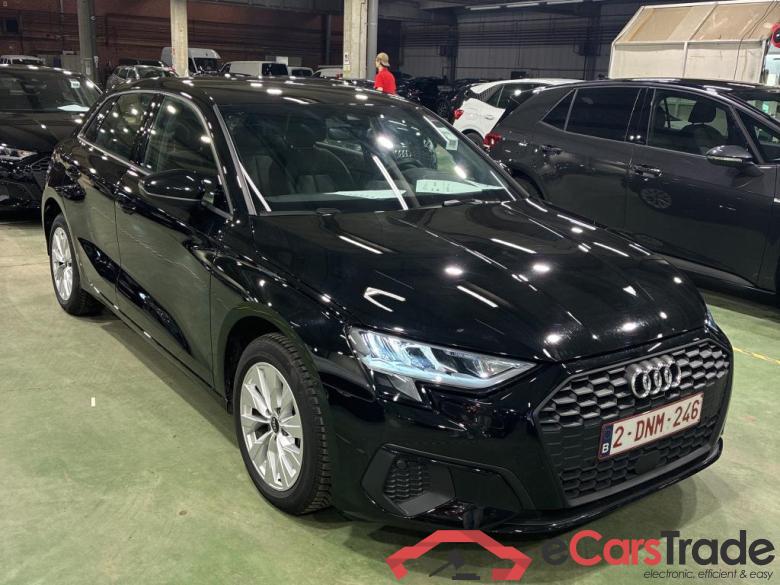 AUDI A3 SPORTBACK 1.4 40 TFSI E S TRONIC SPORTB ATTRACTION #2