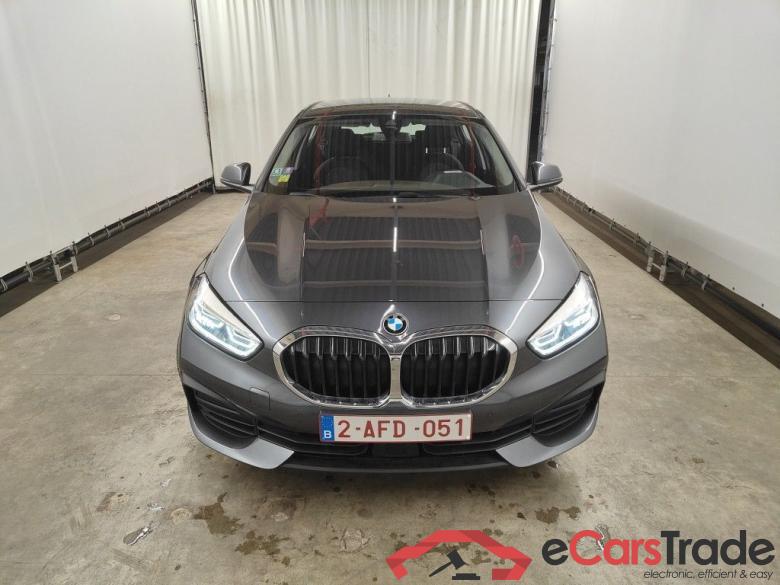BMW 1 Reeks Hatch 118iA (100 kW) 5d #1