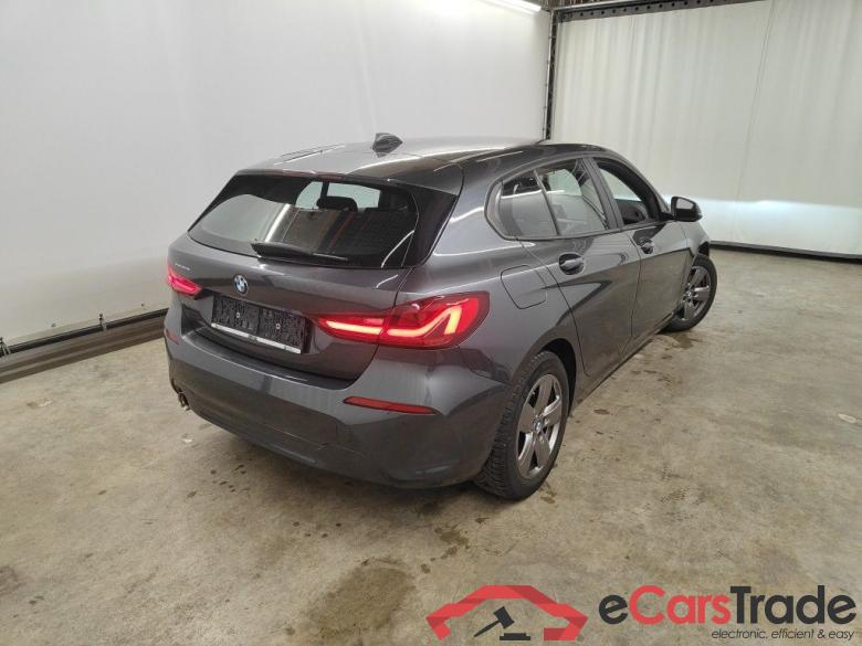 BMW 1 Reeks Hatch 118iA (100 kW) 5d #5