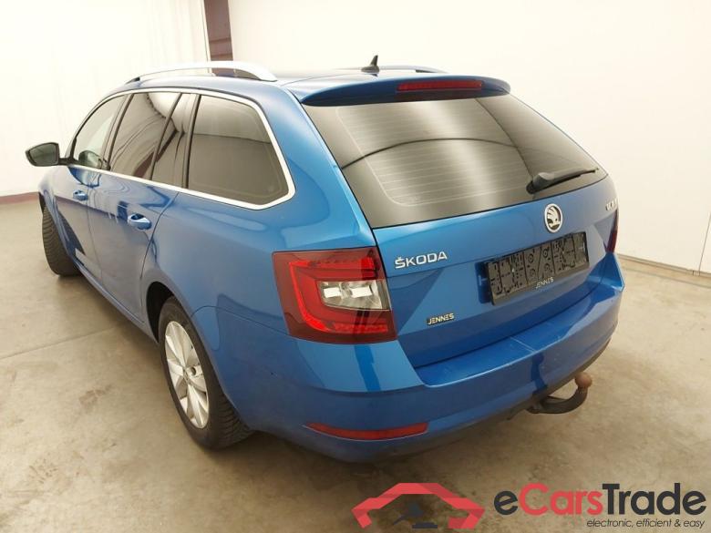 Skoda Octavia Combi 2.0 CRTDI GreenTec 110kW DSG7 Style 5d #5