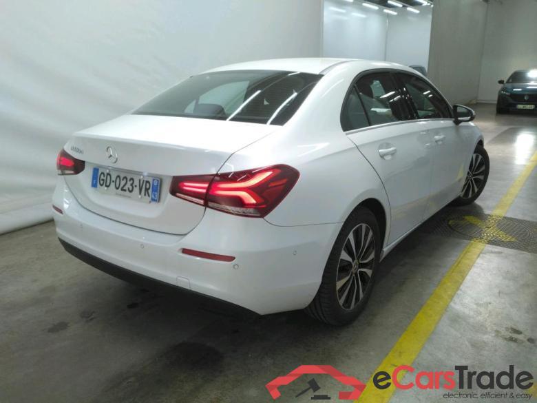 Mercedes A 180 d Business Line 8G-DCT MERCEDES-BENZ Classe A Berline / 2018 / 4P / Berline A 180 d Business Line 8G-DCT #3