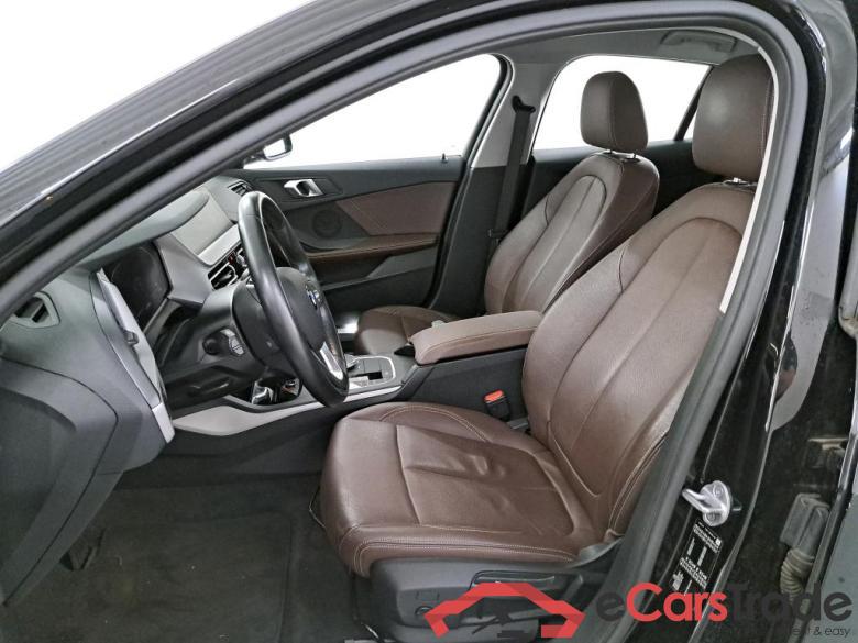 BMW 1 SERIES HATCH 1.5 118IA (100KW) Storage Model Advantage Light Business Plus Mirror #5