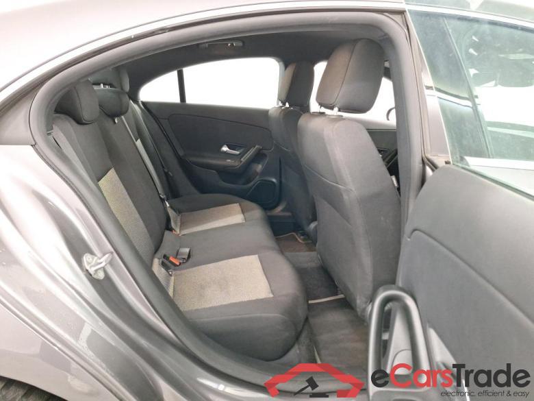 MERCEDES-BENZ CLASSE CLA COUPE DIESEL (C118) CLA 200 d #6