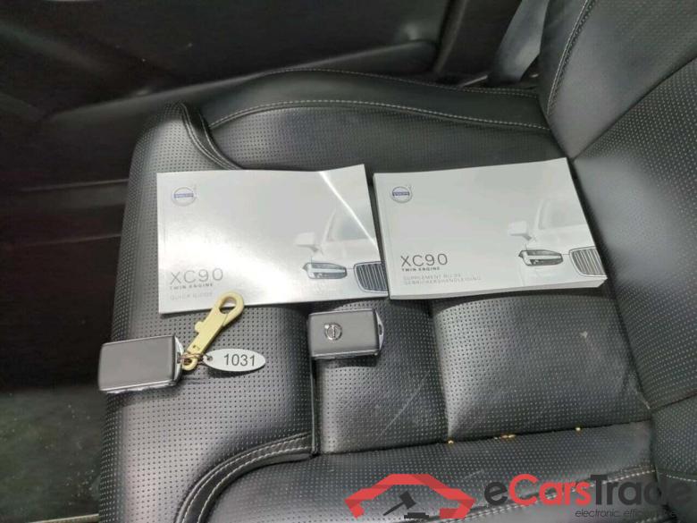 VOLVO XC90 2.0 T8 TEAWDRDesInEd #5