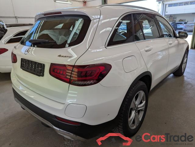 Mercedes GLC ´15 GLC -Klasse GLC 300 de 4Matic (253.911) 2.0 225KW AT9 E6d #3