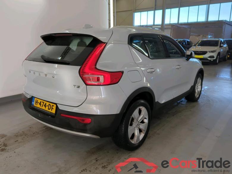 Volvo XC40 '17 Volvo XC40 T3 automaat Momentum Pro 5d #2