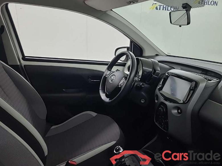 TOYOTA Aygo 1.0 VVT-i x-play x-shift 5D 53kW #6
