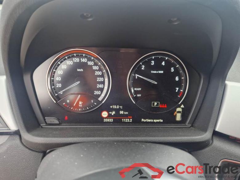 BMW 25E BUS BMW X1 / 2019 / 5P / SUV XDRIVE 25E BUSINESS ADVANTAGE AUTOMATICO #4