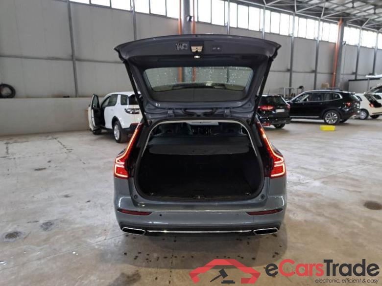 Volvo 78 VOLVO V60 / 2019 / 5P / STATION WAGON T6 PLUG-IN AWD AUTOM.RECH.INSCRIPTION #5