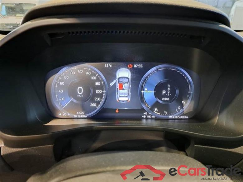 Volvo 235 VOLVO XC40 / 2017 / 5P / SUV T4 PLUG-IN HYBRID AUTO RECH INSCRIP EXPR #4