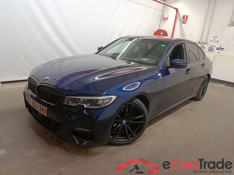 BMW 3 Reeks Berline 318dA (100 kW) 4d #3