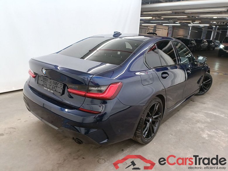 BMW 3 Reeks Berline 318dA (100 kW) 4d #5