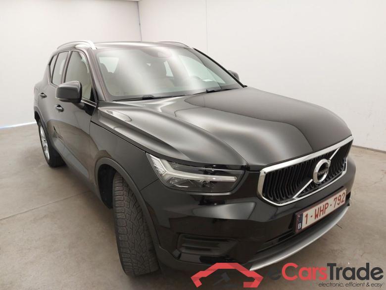 Volvo XC40 D3 Geartronic Momentum 5d #2