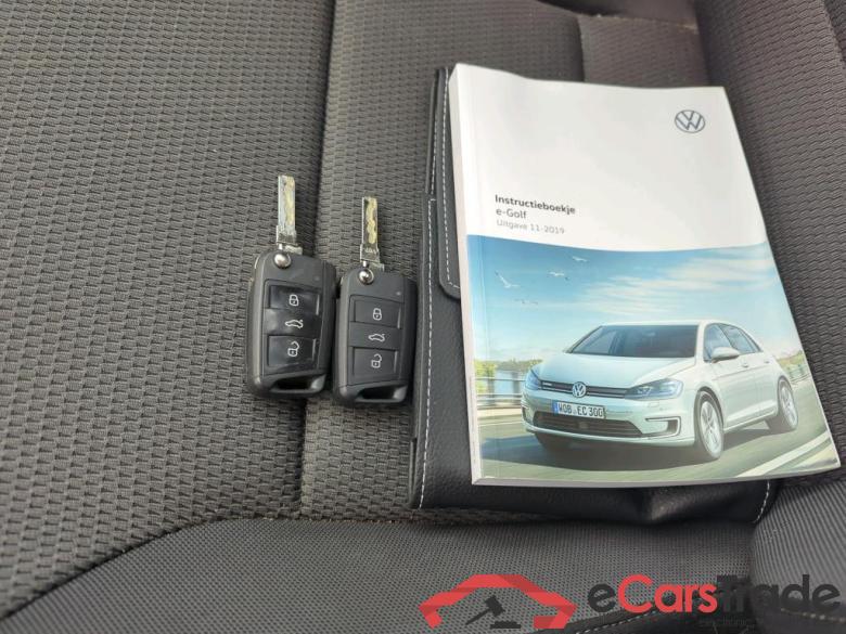 VOLKSWAGEN e-Golf  #6