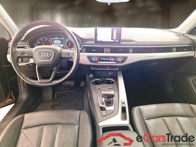 Audi 256 AUDI A4 2015 AVANT 2.0 TDI QTRO S TR. 140KW BUS. AVANT #3
