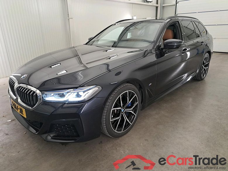 BMW 5 Serie Tour FL'20 BMW 5 Serie Touring 530iA 5d