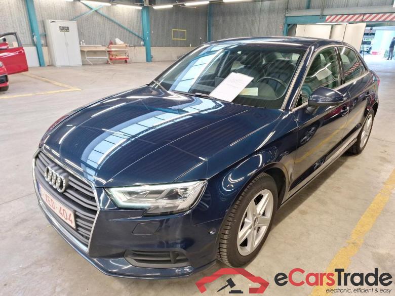 AUDI A3 SEDAN DIESEL - 2017 30 TDi (EU6d-TEMP) Platinium #1