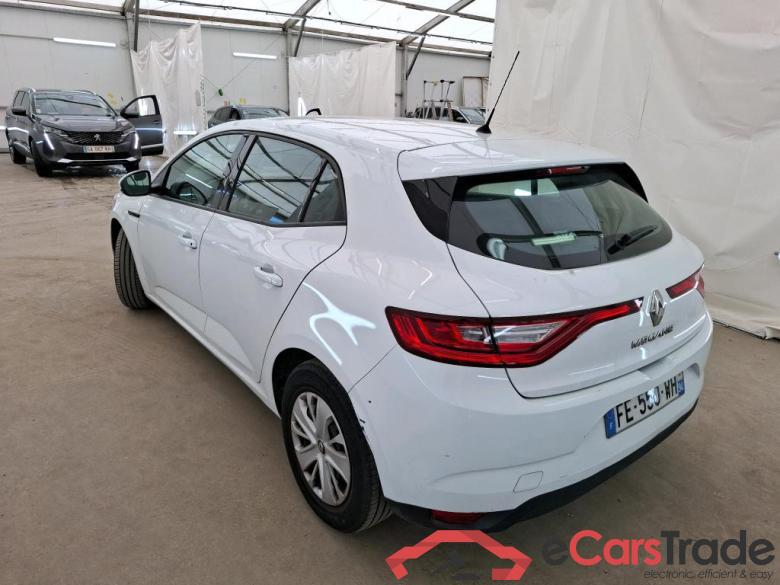 Renault Air 2P Blue dCi 95 Megane IV Berline 5pt. Société Air 1.5 dCi 90CV BVM6 E6 #2
