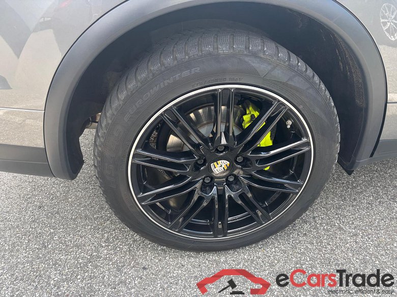 PORSCHE Cayenne Cayenne 3.0i V6 PHEV S Tiptronic S (306 kW) #1