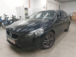 VOLVO - VOL V40 D2 120PK Momentum Eco Pack Professional Pano Roof