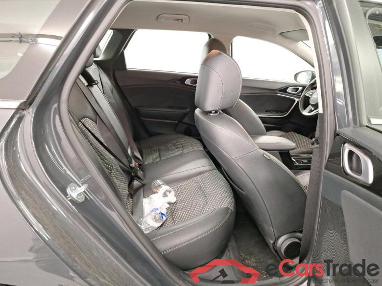 KIA CEE'D SPORTSWAGON 1.6 CRDI 136 MHEV PULSE #6