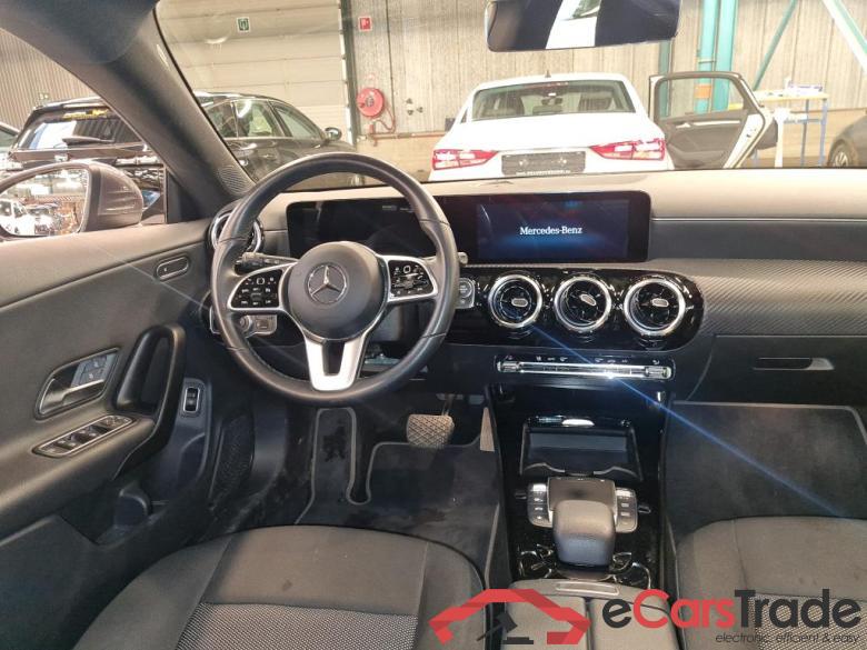 MERCEDES-BENZ CLA SHOOTING BRAKE 2.0 CLA 180 D BUSINESS SOLUTION DCT #5