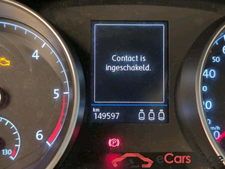 VOLKSWAGEN TOURAN DIESEL - 2015 2.0 TDi SCR Highline DSG (EU6.2) #6