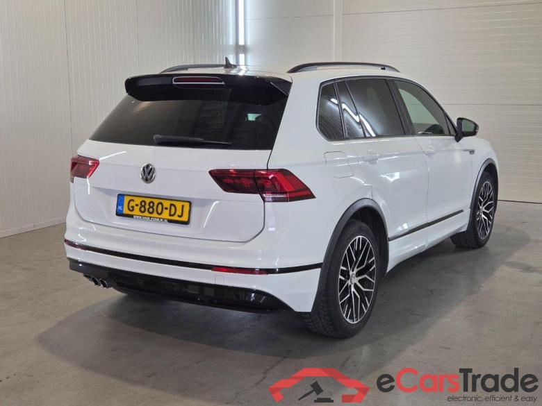 VOLKSWAGEN Tiguan 1.5 TSI ACT Highline Business R #4