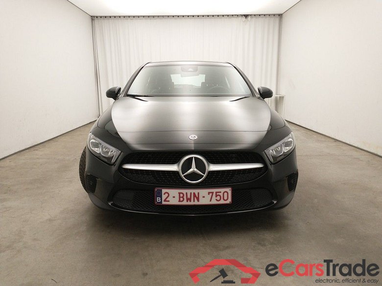 Mercedes-Benz A-Klasse A 180 d Business Solution Aut. 5d #1