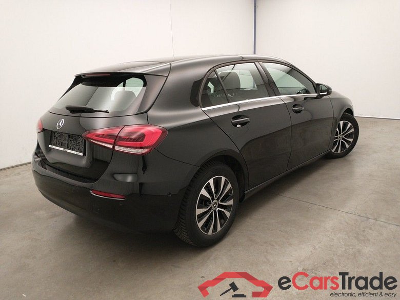 Mercedes-Benz A-Klasse A 180 d Business Solution Aut. 5d #5