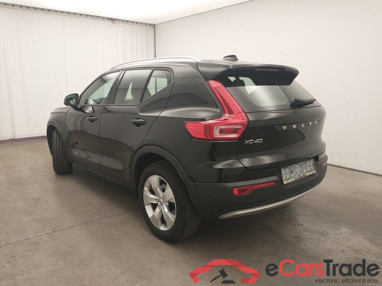 Volvo XC40 T4 Geartronic Momentum Pro 5d #4