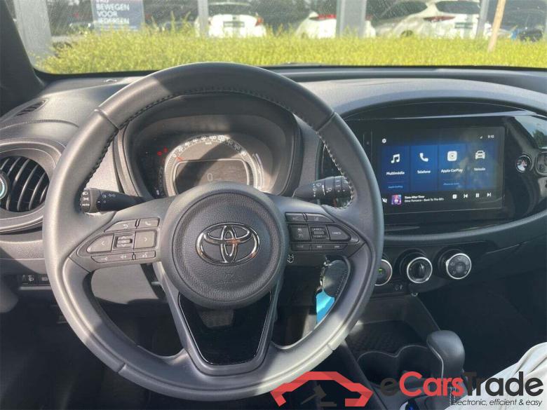 TOYOTA Aygo X 1.0 VVT-i S-CVT Play #6