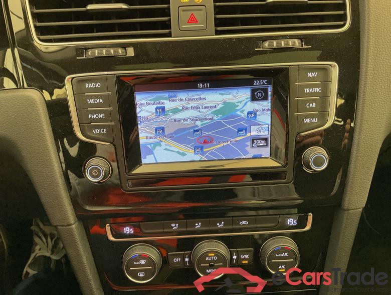 VOLKSWAGEN Golf VII Golf  Highline 1.6 TDI BlueMotion Technology 77 kW (105 ch) 5 vitesses manuel #4
