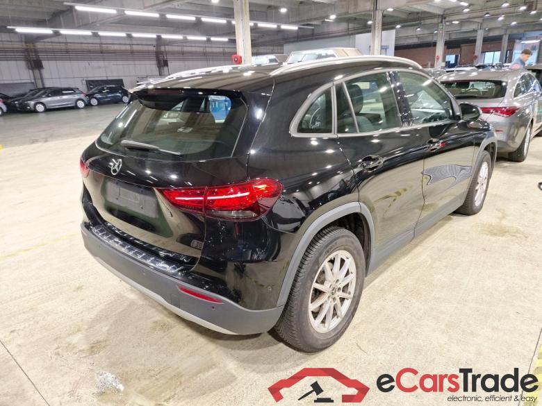 MERCEDES-BENZ CLASS GLA DIESEL (H247) GLA 200 d Business Solution #2