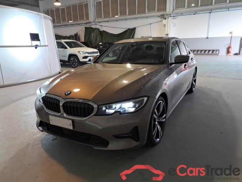 BMW 136 BMW SERIE 3 / 2018 / 4P / BERLINA 320D XDRIVE 48V BUSINESS ADVANT. AUT. #1