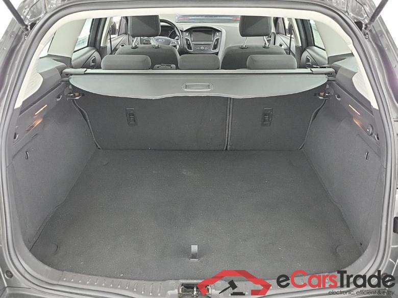 FORD Focus Wagon 1.0 EcoBoost Lease Edit 100 pk Wagon 5D #5