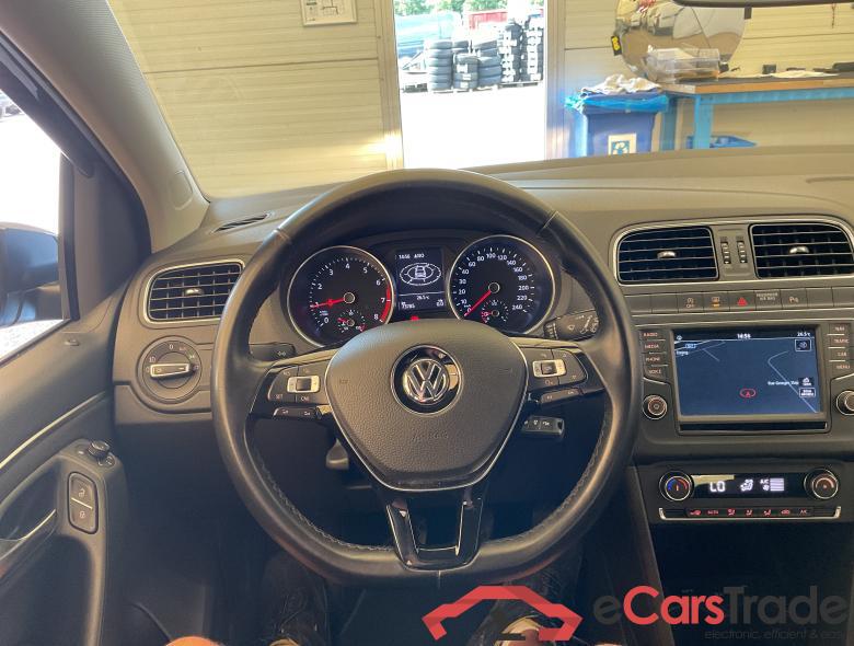 VOLKSWAGEN Polo Polo Comfortline 1.2 TSI BlueMotion Technology 66 kW (90 ch) 5 vitesses manuel #4