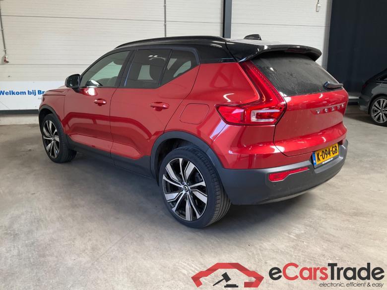 VOLVO XC40 Recharge P8 AWD RDes #4