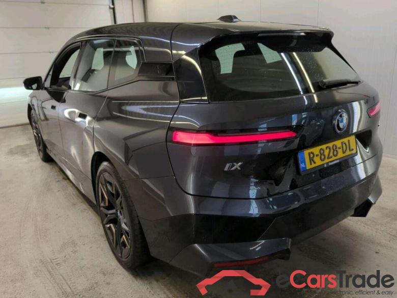 BMW iX xDrive40 Executive #6
