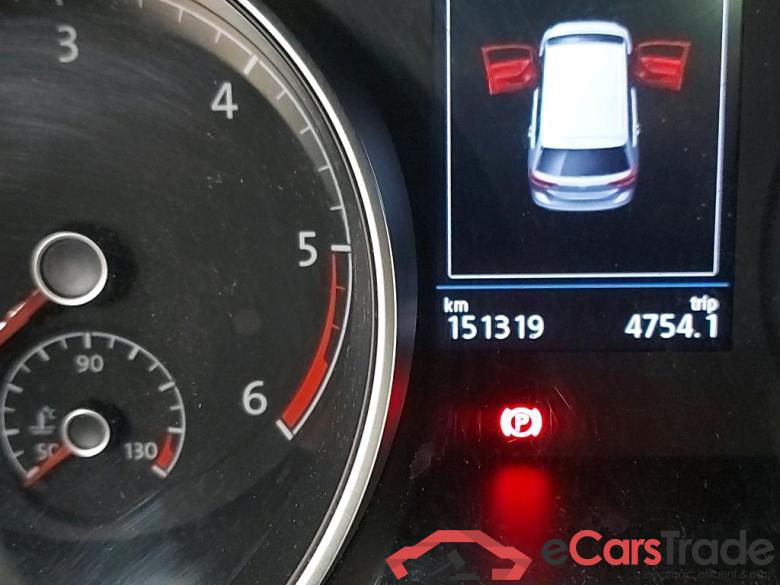 VOLKSWAGEN - VW  TOURAN TDi 115PK DSG Highline Pack Business Plus With Vienna Leather & Rear Camera #5
