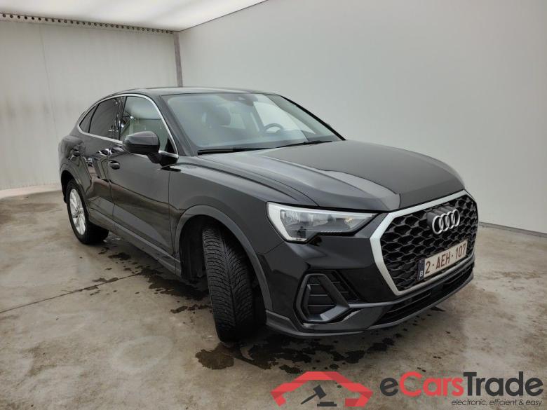 Audi Q3 Sportback 45 TFSI e S tronic 5d #2