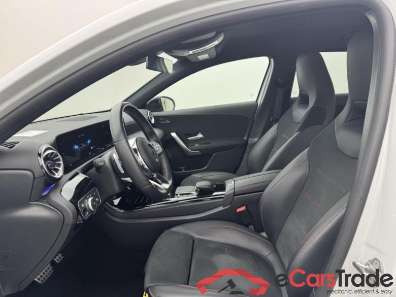 MERCEDES CLASSE A (W177) A 250 e 160 PHEV (EU6AP) 5d #6