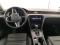 preview Volkswagen Passat #4