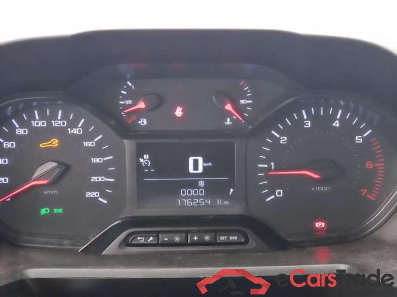 PEUGEOT Partner 1.5 BlueHDI Premium #5