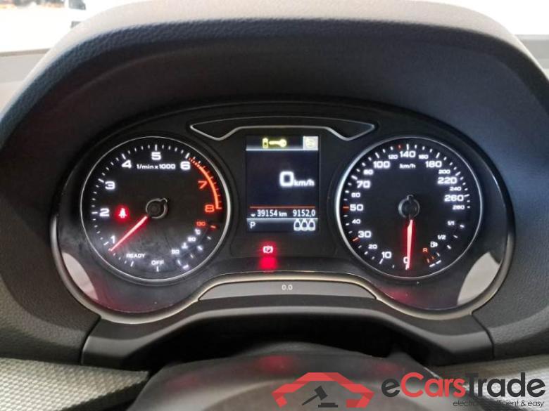 Audi 9 AUDI Q2 / 2020 / 5P / SUV 1.5 35 TFSI BUSINESS S TRONIC #4