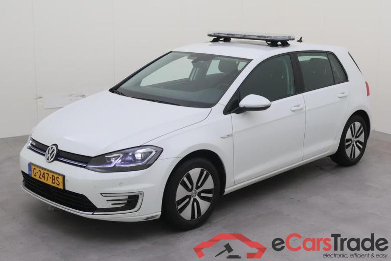 VOLKSWAGEN e-Golf  #1