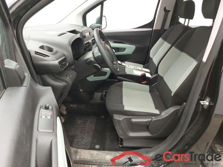 Citroën Berlingo Multispace 1.2 PureTech 110 MAN6 S&S Live M 5d #6