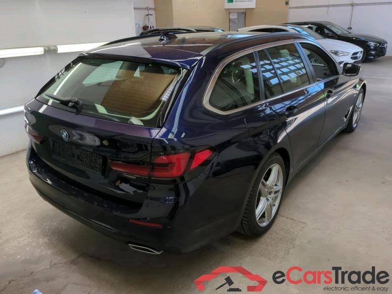BMW 5-Serie Touring ´16 Baureihe 5 Touring 530 e xDrive 2.0 215KW AT8 E6d #2