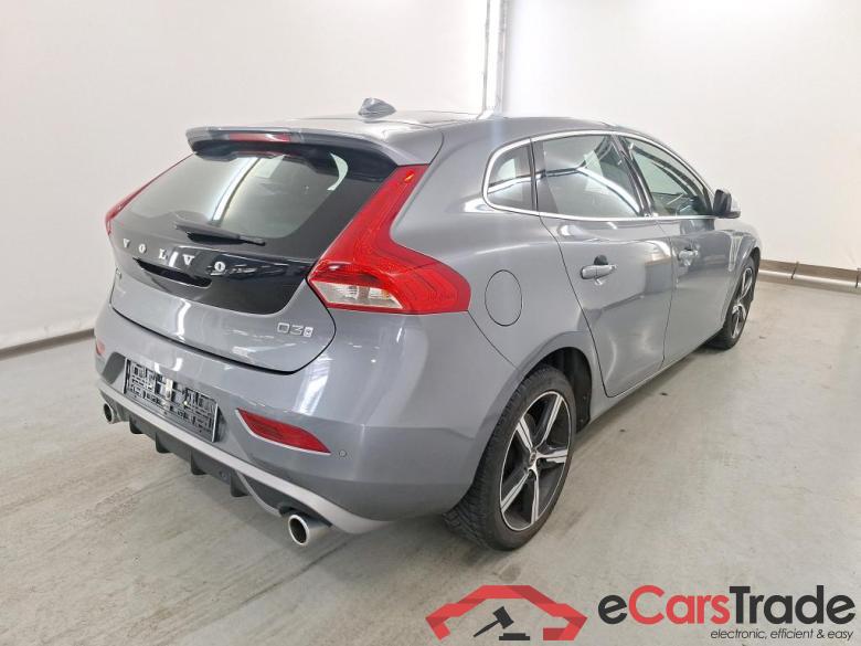 VOLVO V40 DIESEL - 2016 2.0 D3 R-Design STOCK #4
